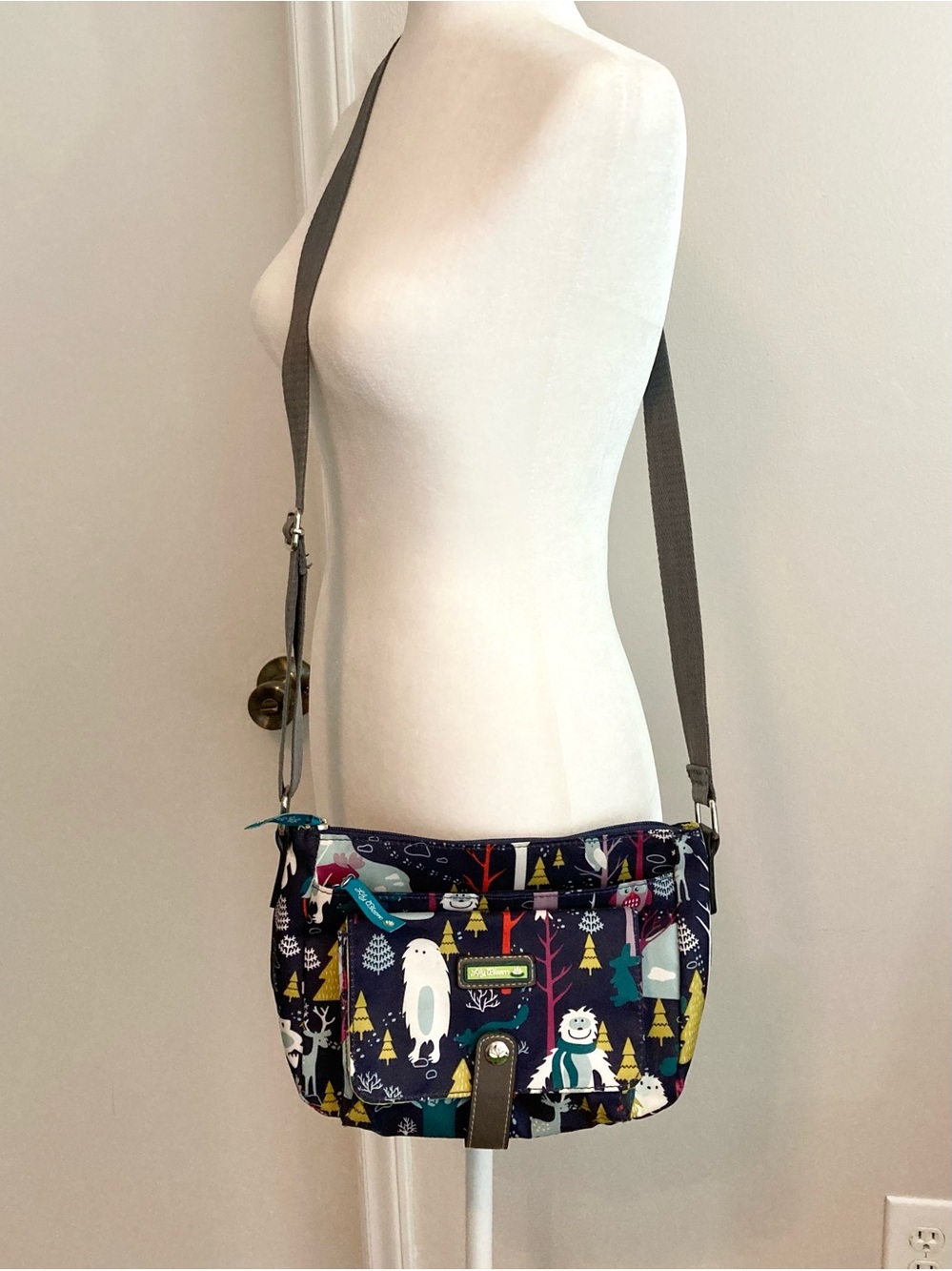 Lily Bloom Zen Yeti to Party Crossbody/Shoulder Bag Navy/Multi